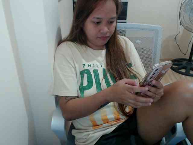 NewAsianHottie NewAsianHottie