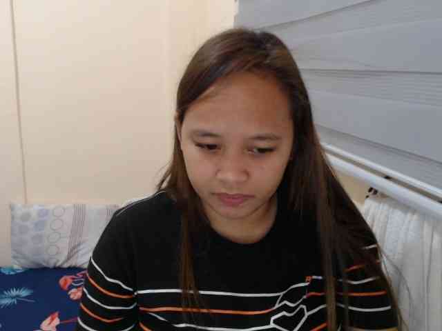 NewAsianHottie webcam