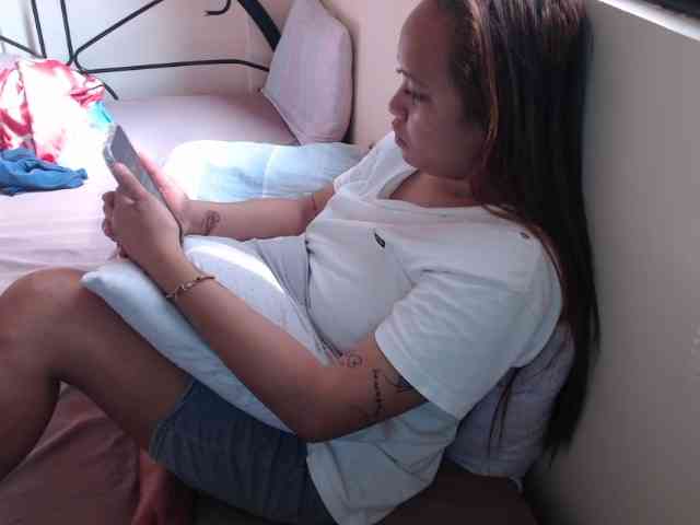 NewAsianHottie webcam