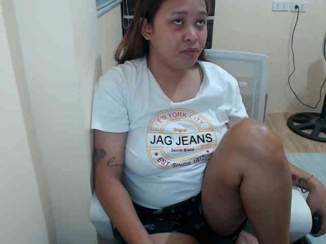 NewAsianHottie NewAsianHottie