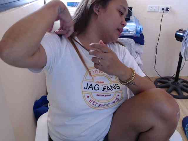 NewAsianHottie webcam