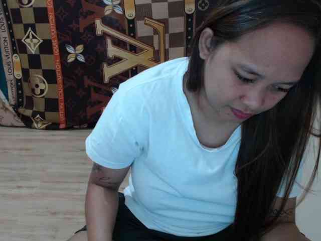 NewAsianHottie webcam
