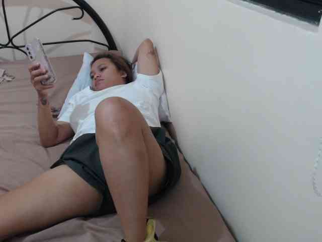 NewAsianHottie webcam
