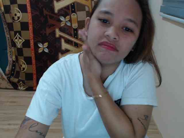 NewAsianHottie webcam