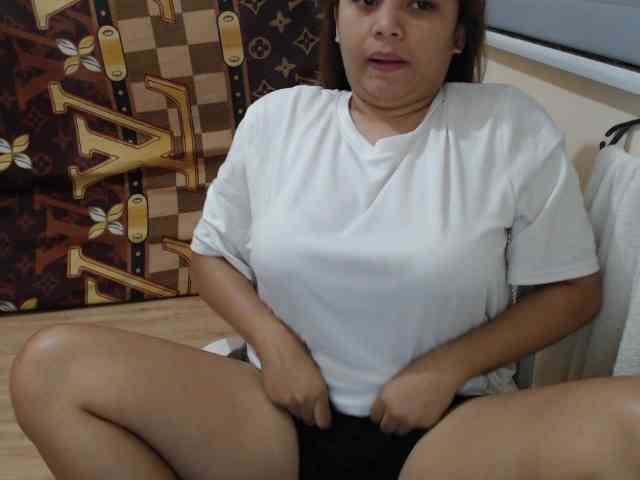 NewAsianHottie webcam