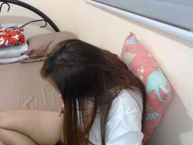 NewAsianHottie webcam
