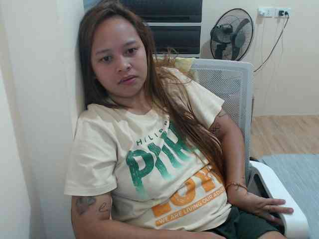 NewAsianHottie NewAsianHottie