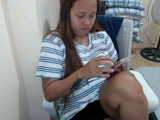 NewAsianHottie webcam