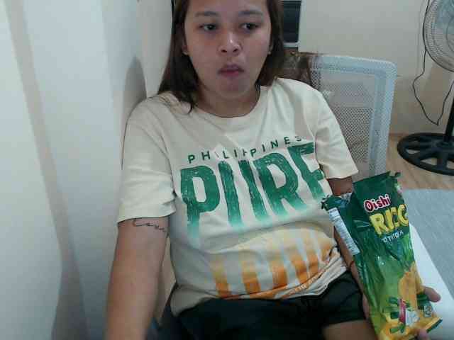 NewAsianHottie NewAsianHottie