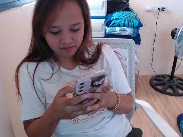 NewAsianHottie webcam