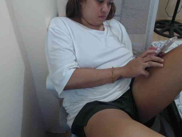 NewAsianHottie webcam