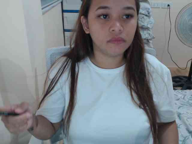 NewAsianHottie webcam
