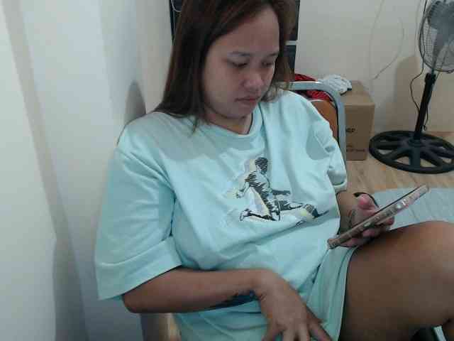 NewAsianHottie NewAsianHottie