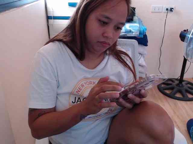 NewAsianHottie webcam