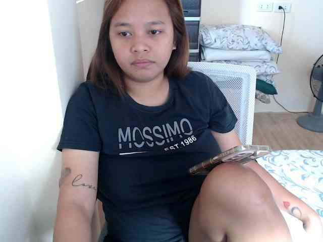 NewAsianHottie NewAsianHottie