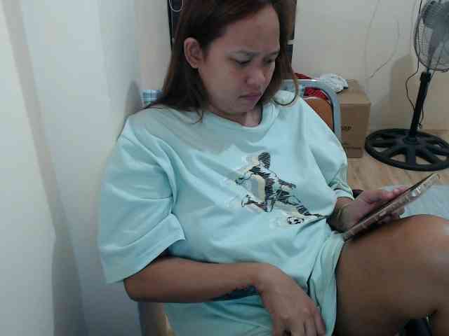 NewAsianHottie NewAsianHottie