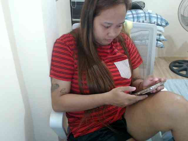 NewAsianHottie NewAsianHottie