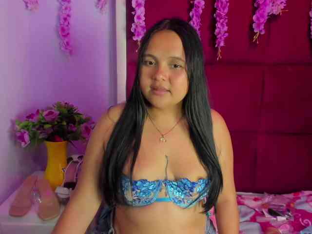 MissLiiz webcam