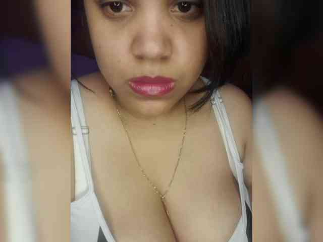 Samanta01 webcam