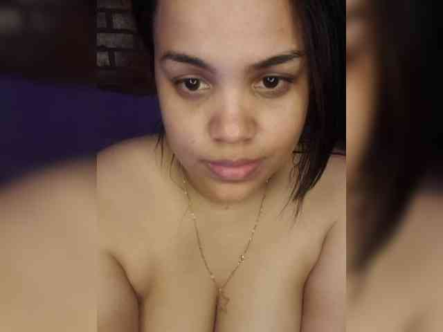 Samanta01 webcam