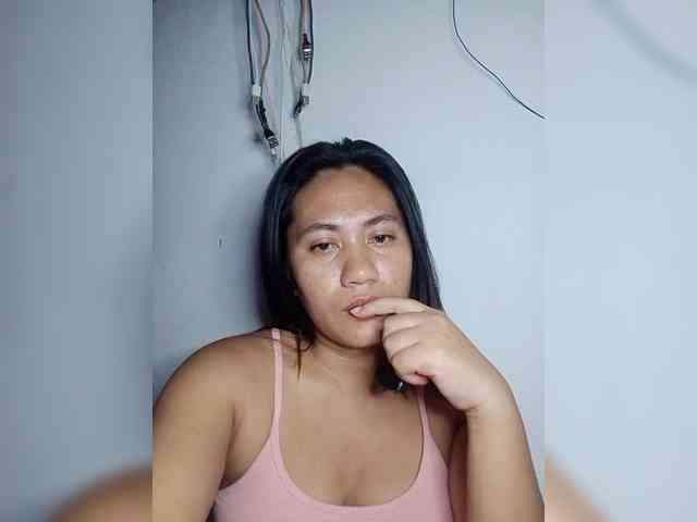 Hotthea23 webcam