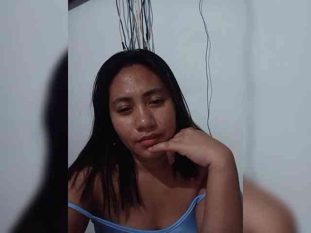 Hotthea23 webcam