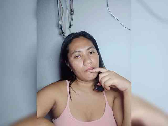 Hotthea23 webcam