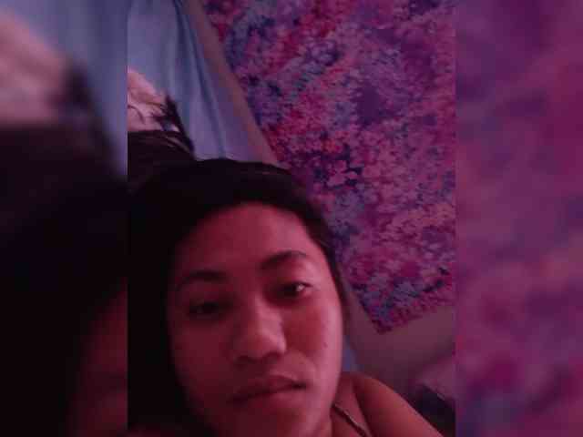 Hotthea23 webcam