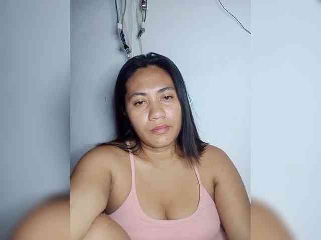 Hotthea23 webcam