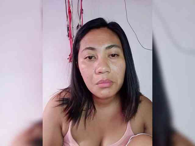 Hotthea23 webcam