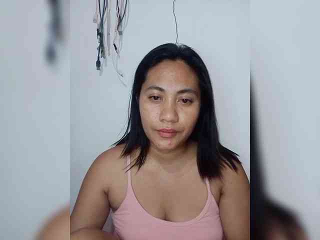 Hotthea23 webcam