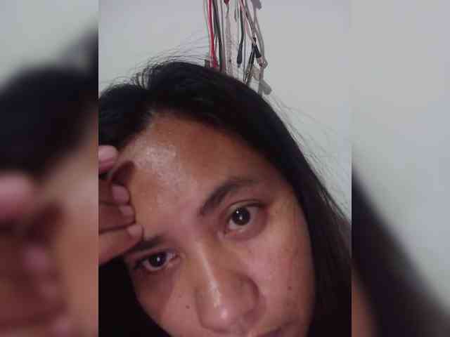 Hotthea23 webcam