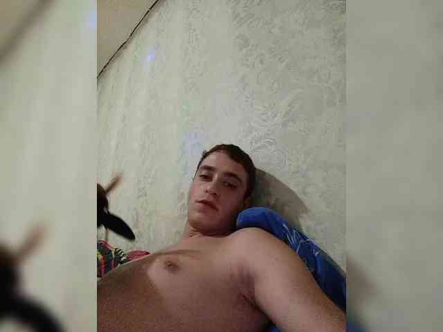 strip chatroom Mira141201