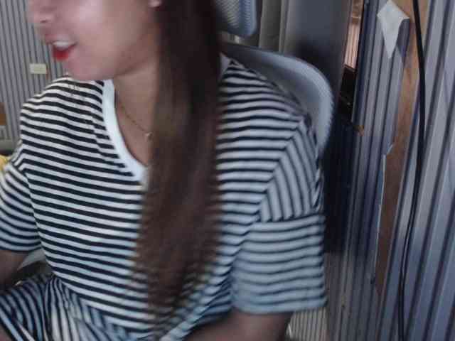 sweetdreamslea webcam