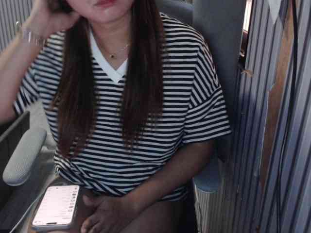sweetdreamslea webcam