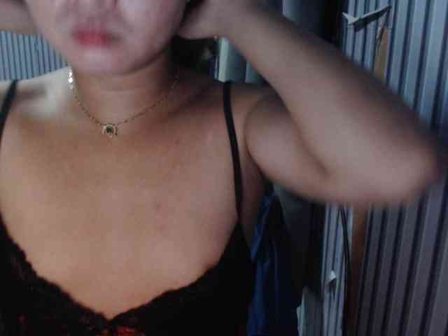 sweetdreamslea webcam
