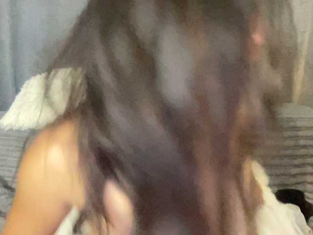 EmmaSean's BongaCams show and profile