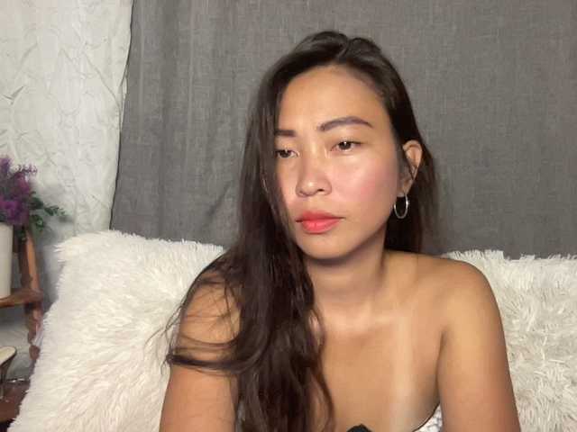 EmmaSean's BongaCams show and profile