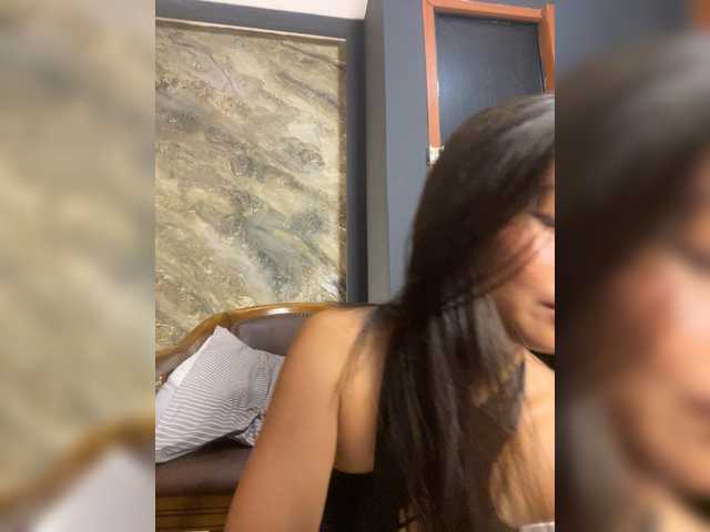 EmmaSean's BongaCams show and profile