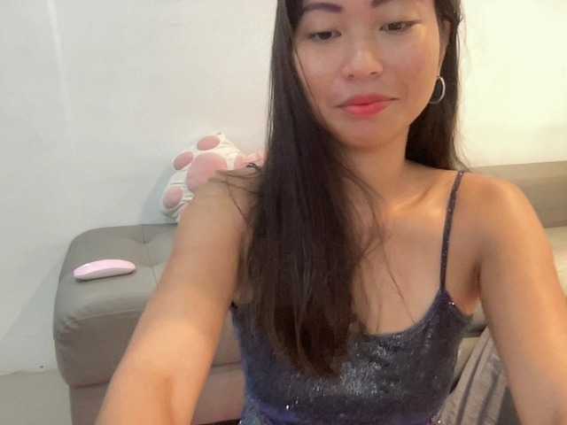 EmmaSean's BongaCams show and profile