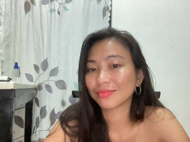 EmmaSean's BongaCams show and profile