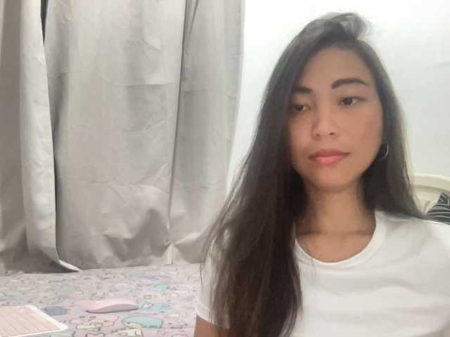 EmmaSean's BongaCams show and profile