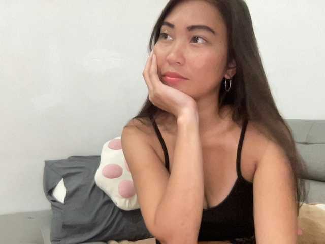 EmmaSean's BongaCams show and profile