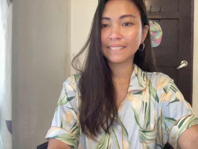 EmmaSean's BongaCams show and profile