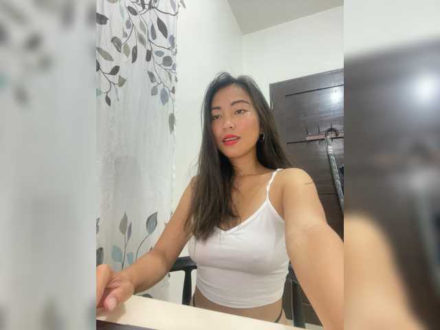 EmmaSean's BongaCams show and profile