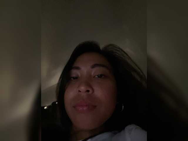 EmmaSean's BongaCams show and profile