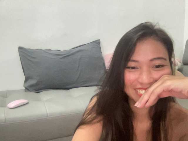 EmmaSean's BongaCams show and profile