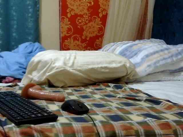 maya-pretty maya-pretty