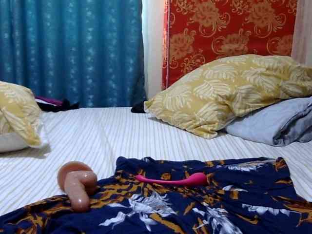 maya-pretty webcam