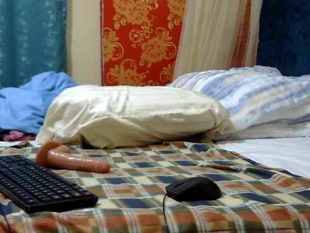 maya-pretty maya-pretty